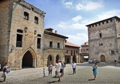 El Gobierno de Cantabria deja a Santillana sin los 3 millones de su Plan Turístico por copiar proyectos